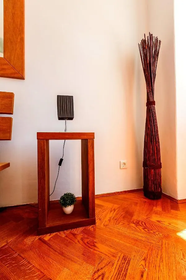Luxury Serviced Accommodation In Split Centre Apartment