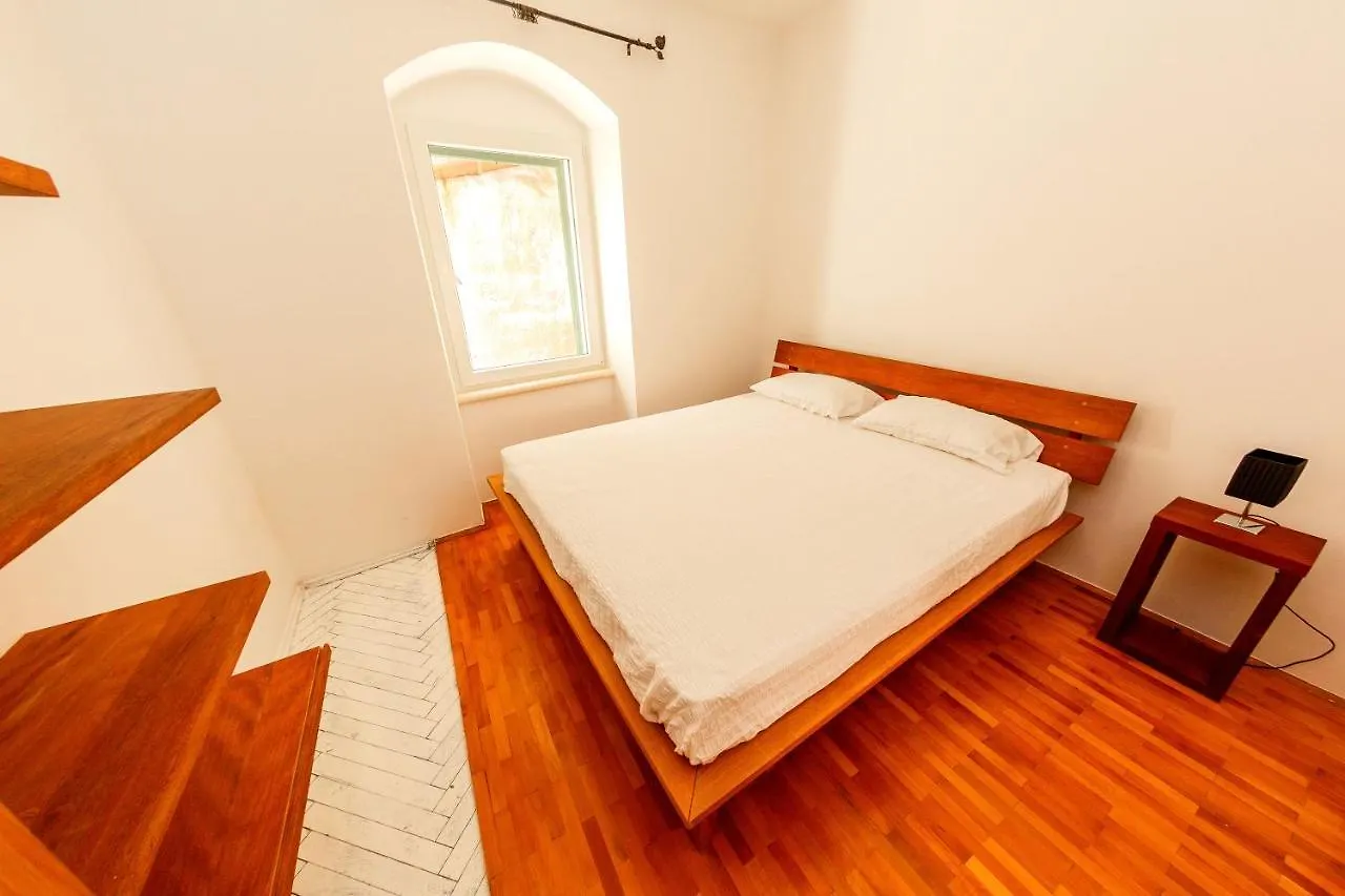 Apartment Luxury Serviced Accommodation In Split Centre