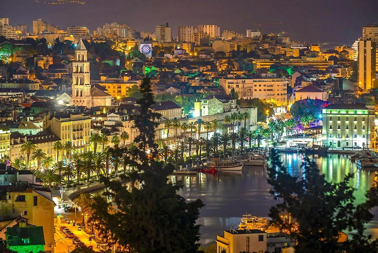 Luxury Serviced Accommodation In Split Centre 0*,